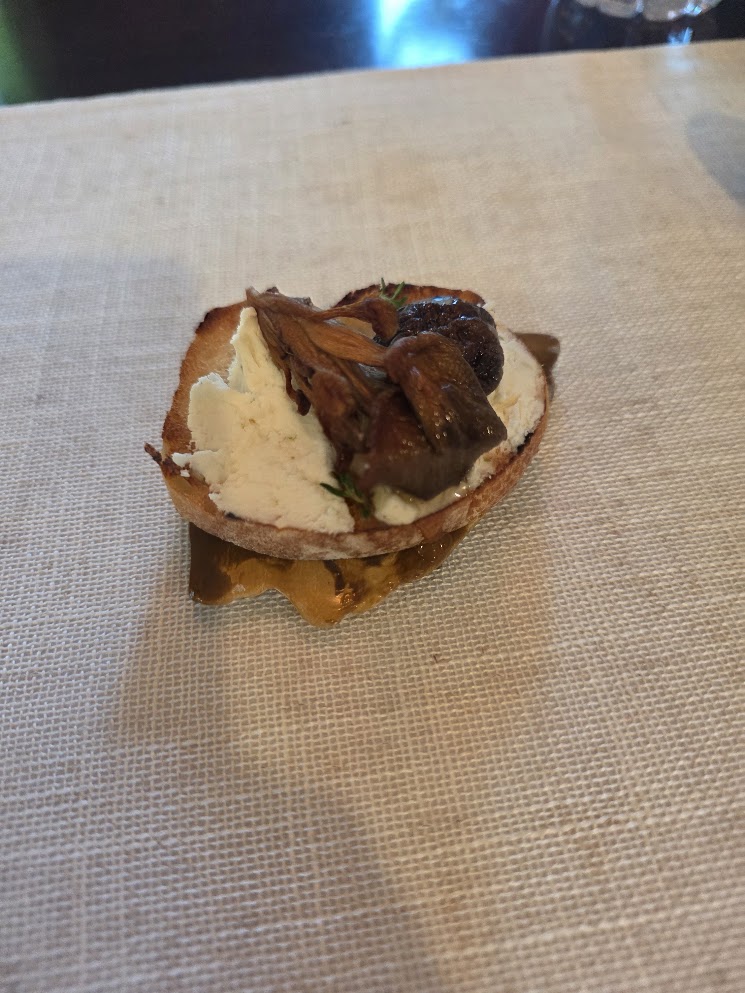 Mushroom crostini